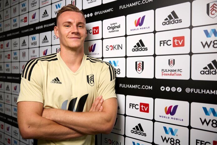 Bernd Leno signs for Fulham